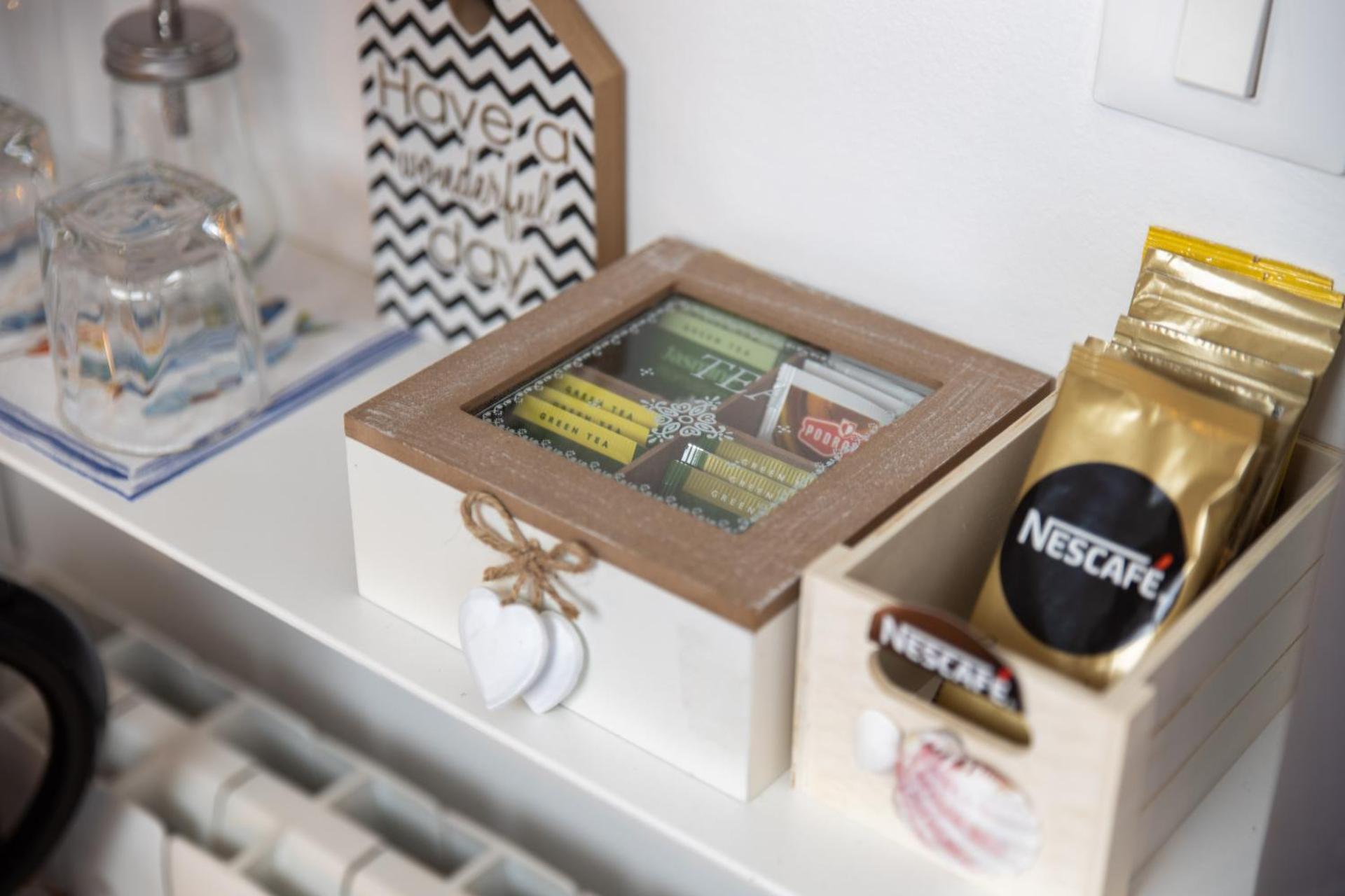 Coffee/tea facilities