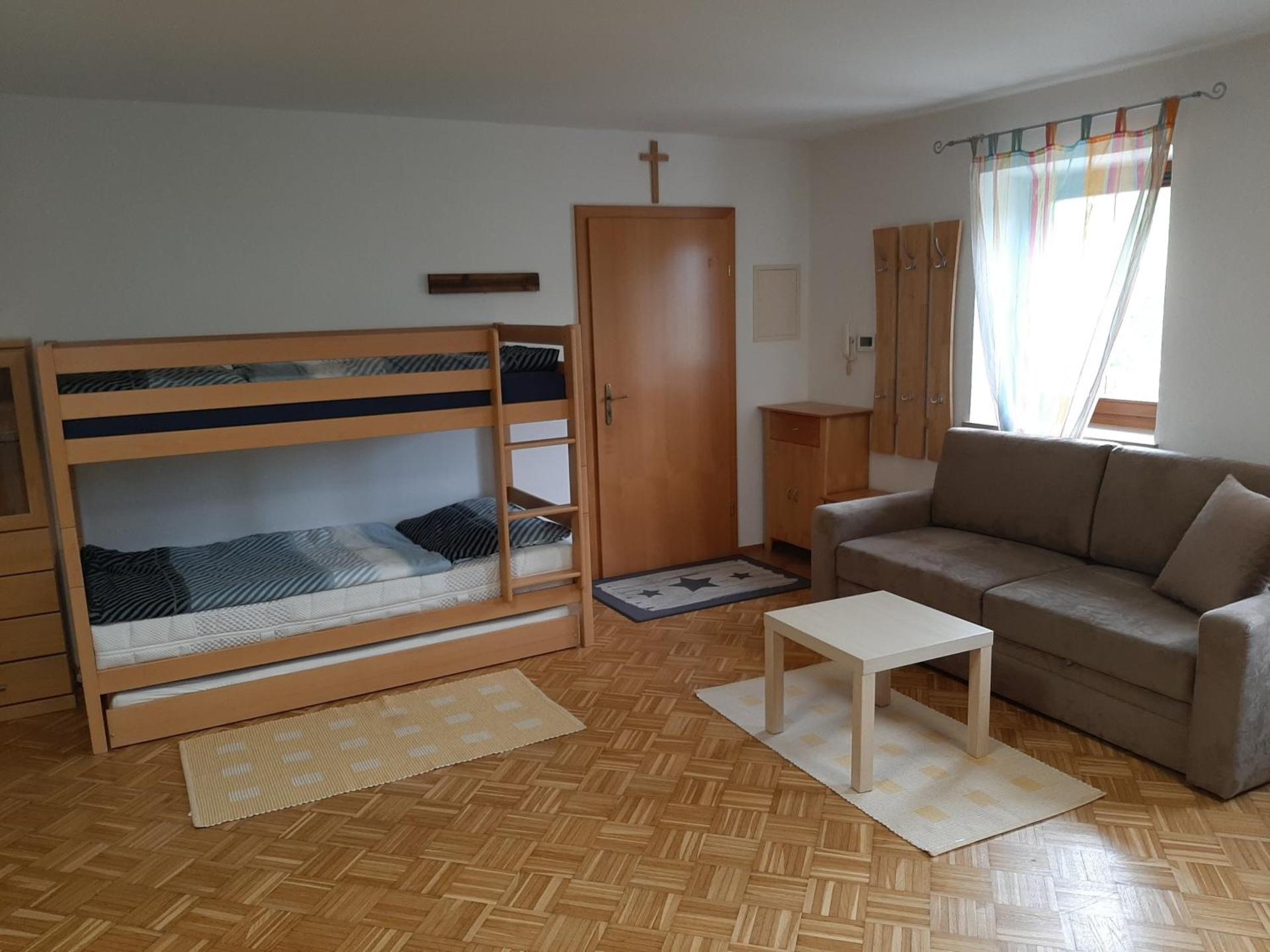 Schöne Wohnung am Bauernhof