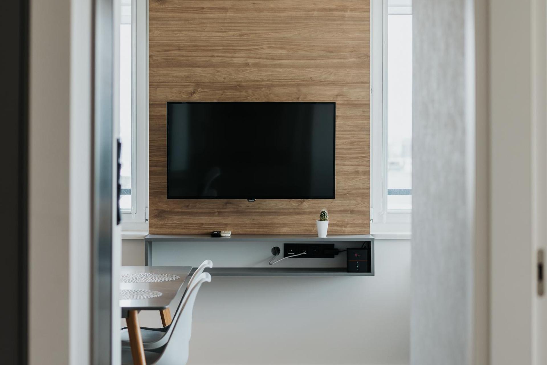 Sky Mountain View Free Parking