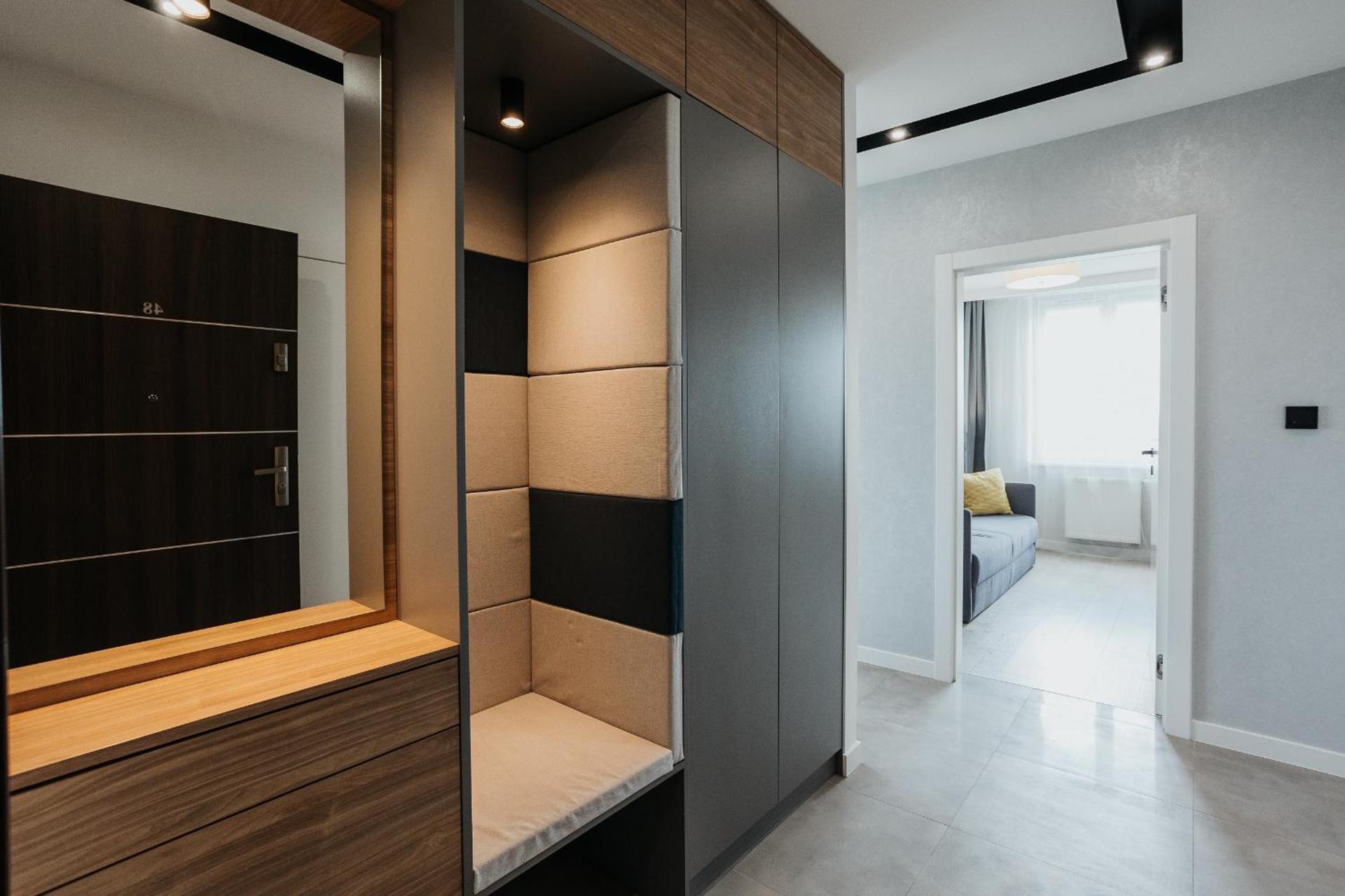 Sky Mountain View Free Parking