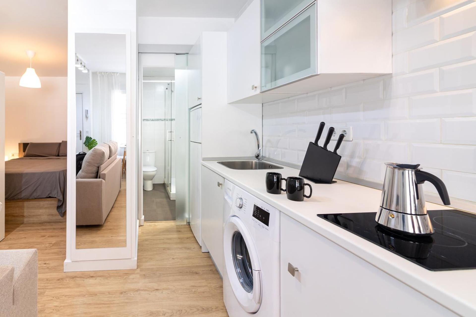 Kitchen or kitchenette