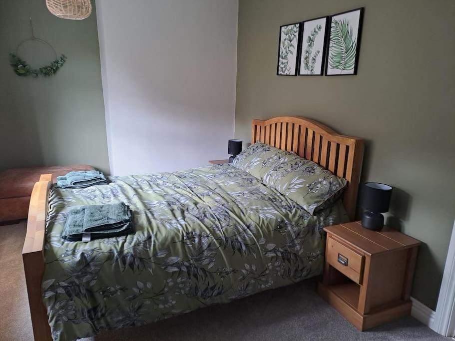 Cosy cottage near Alton Towers