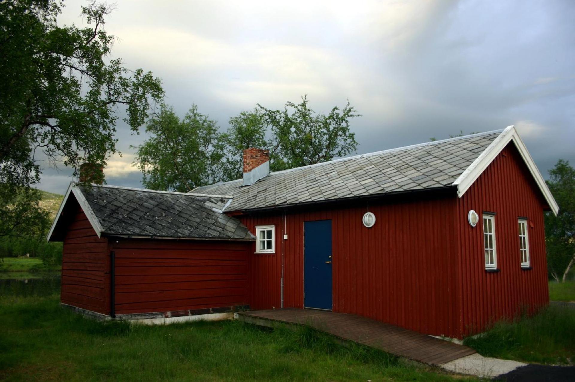 Twin Room with Shared Toilet
