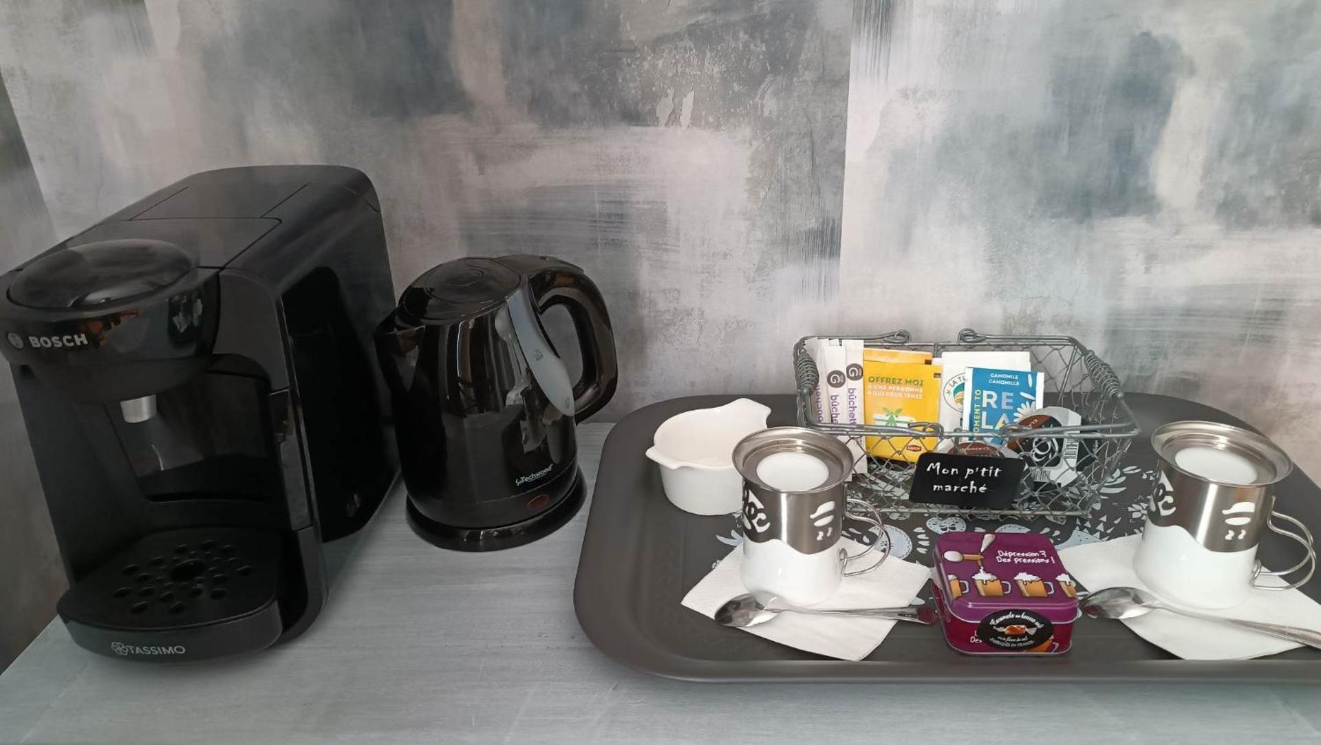 Coffee/tea facilities