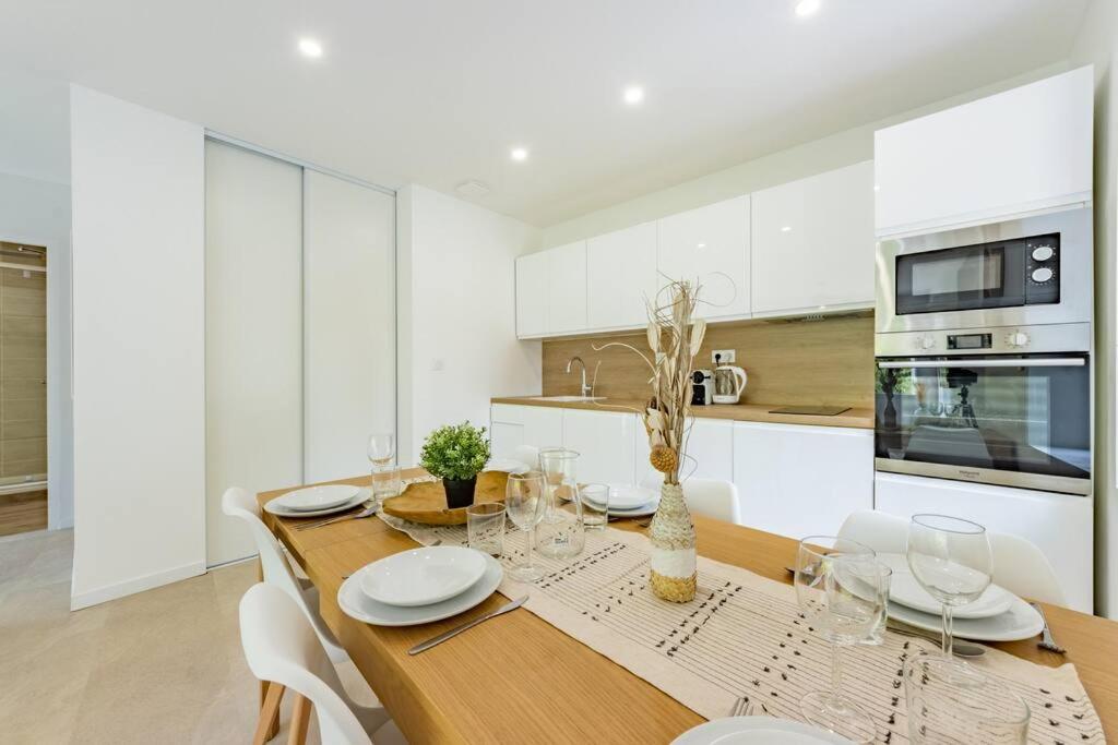 Le Rivera - Clim - Parking - Netflix - Nestor & Margot