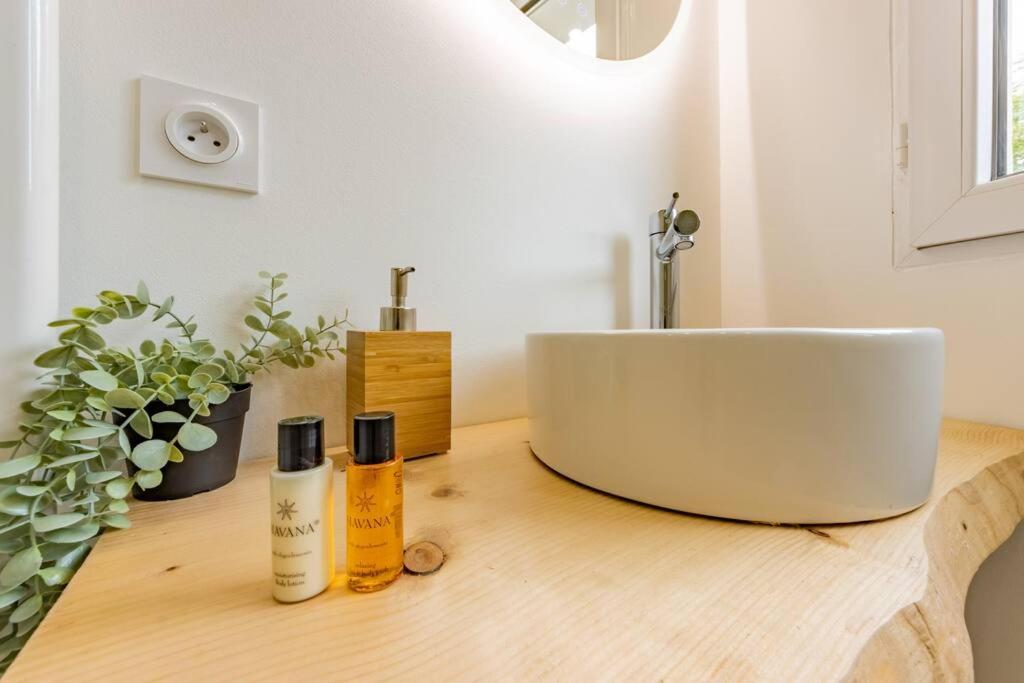 Le Rivera - Clim - Parking - Netflix - Nestor & Margot