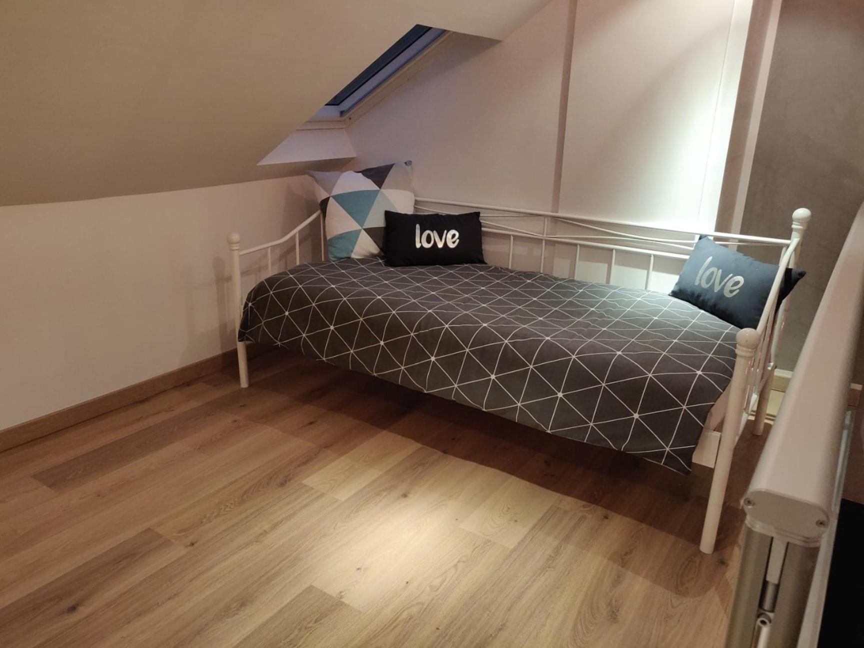 Le business, duplex moderne special PRO de passage