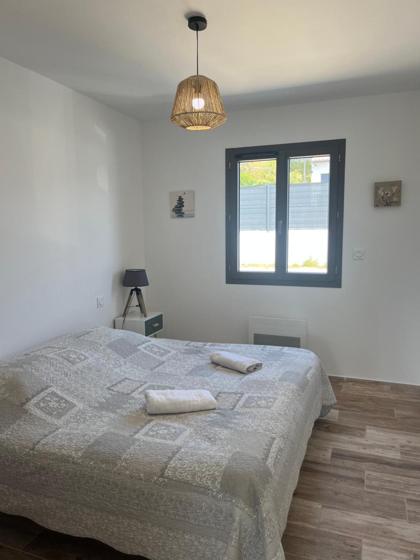 Les jardins de la Gravière à 5 mn de Lourmarin avec piscine privée