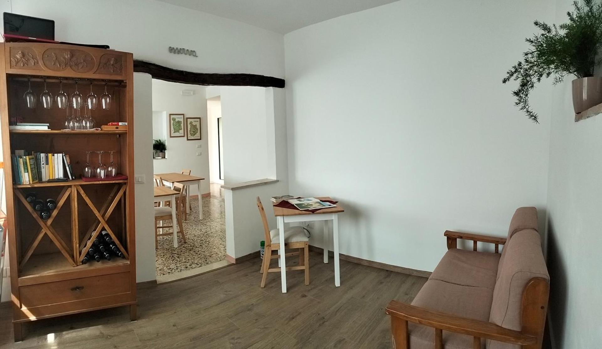 Communal lounge/ TV room