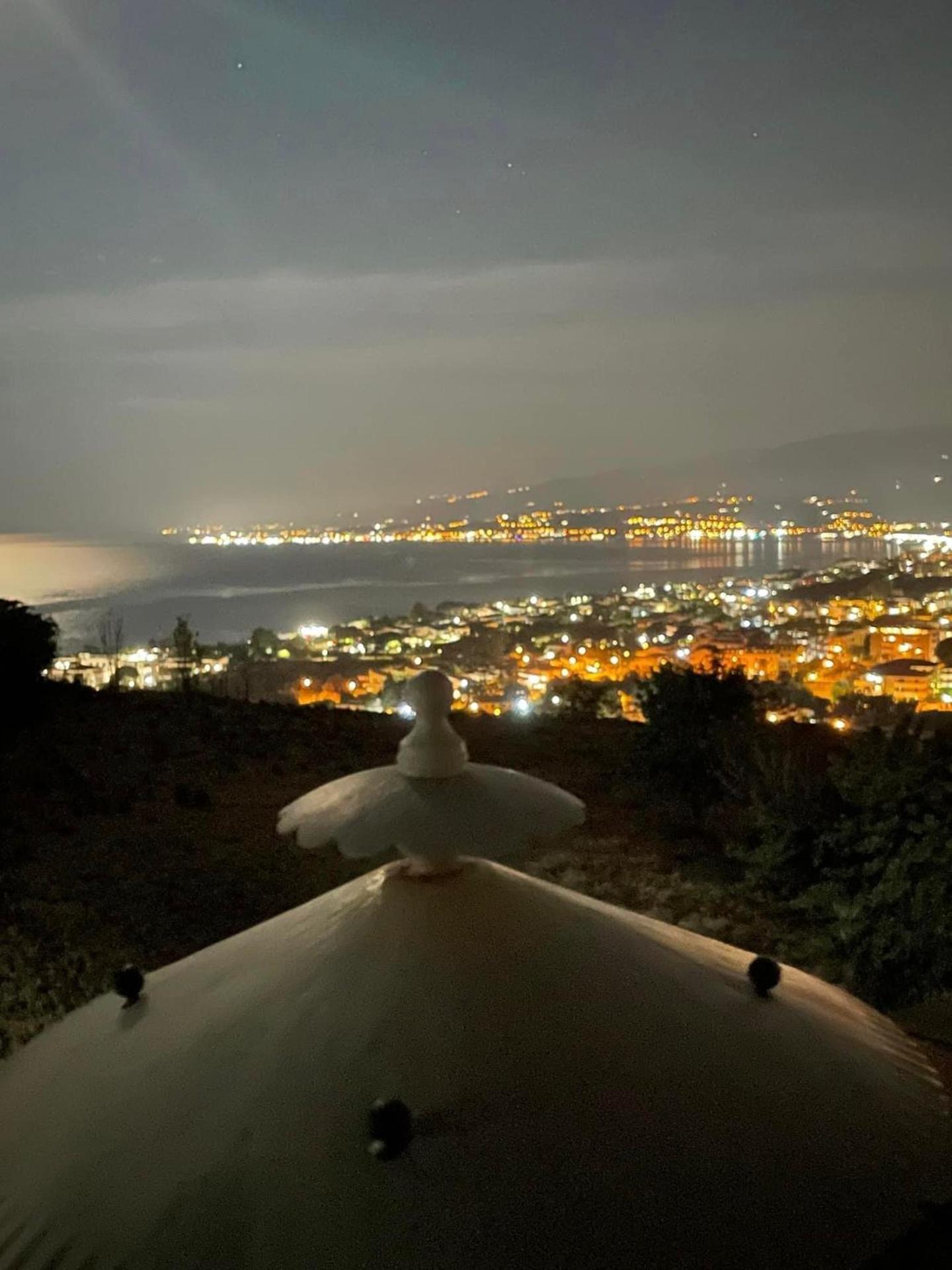 La Perla Guest house