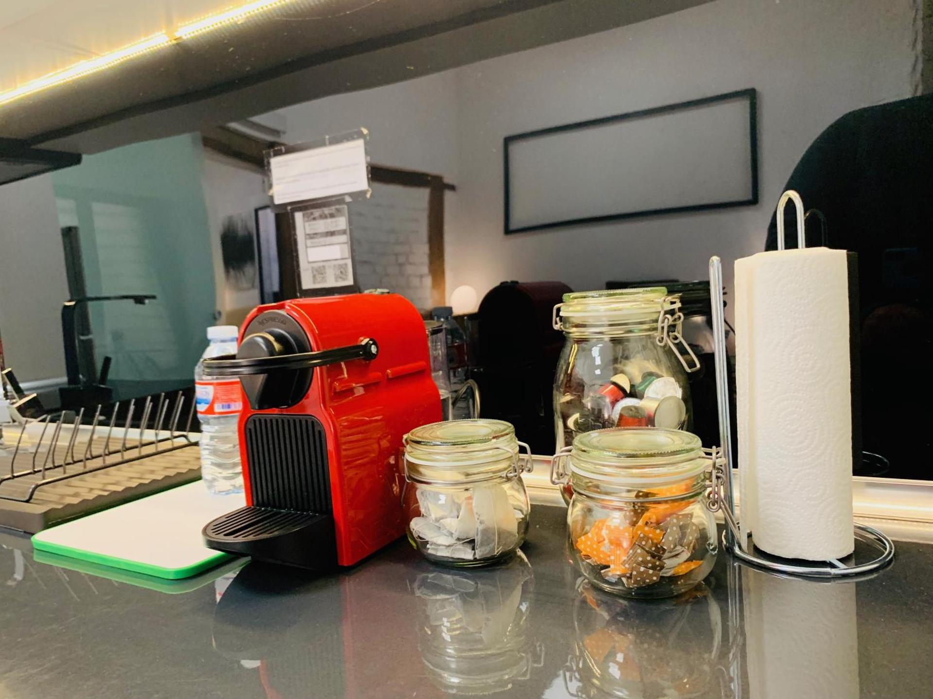 Coffee/tea facilities