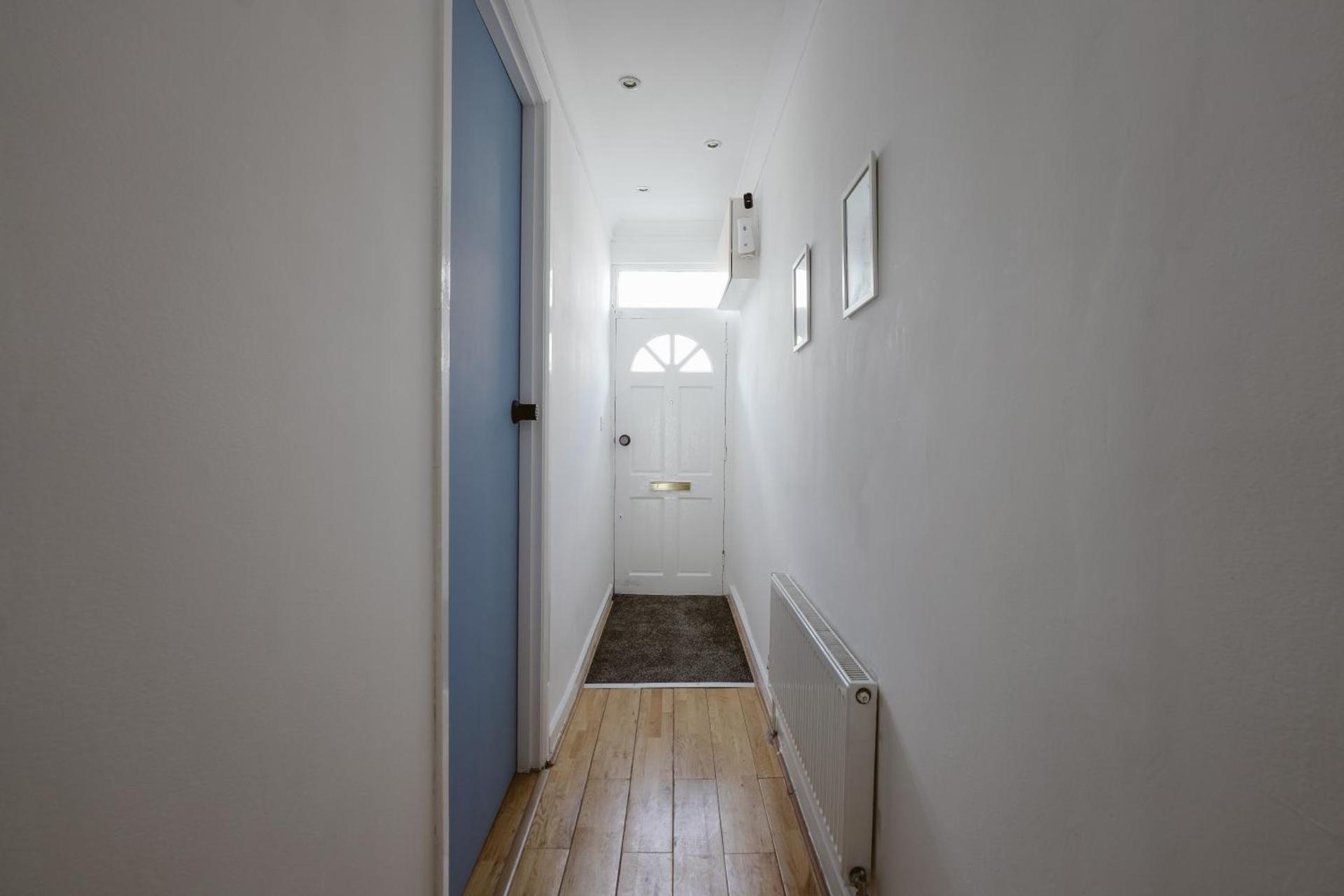 Great Rooms in Stepney Green Station - 12