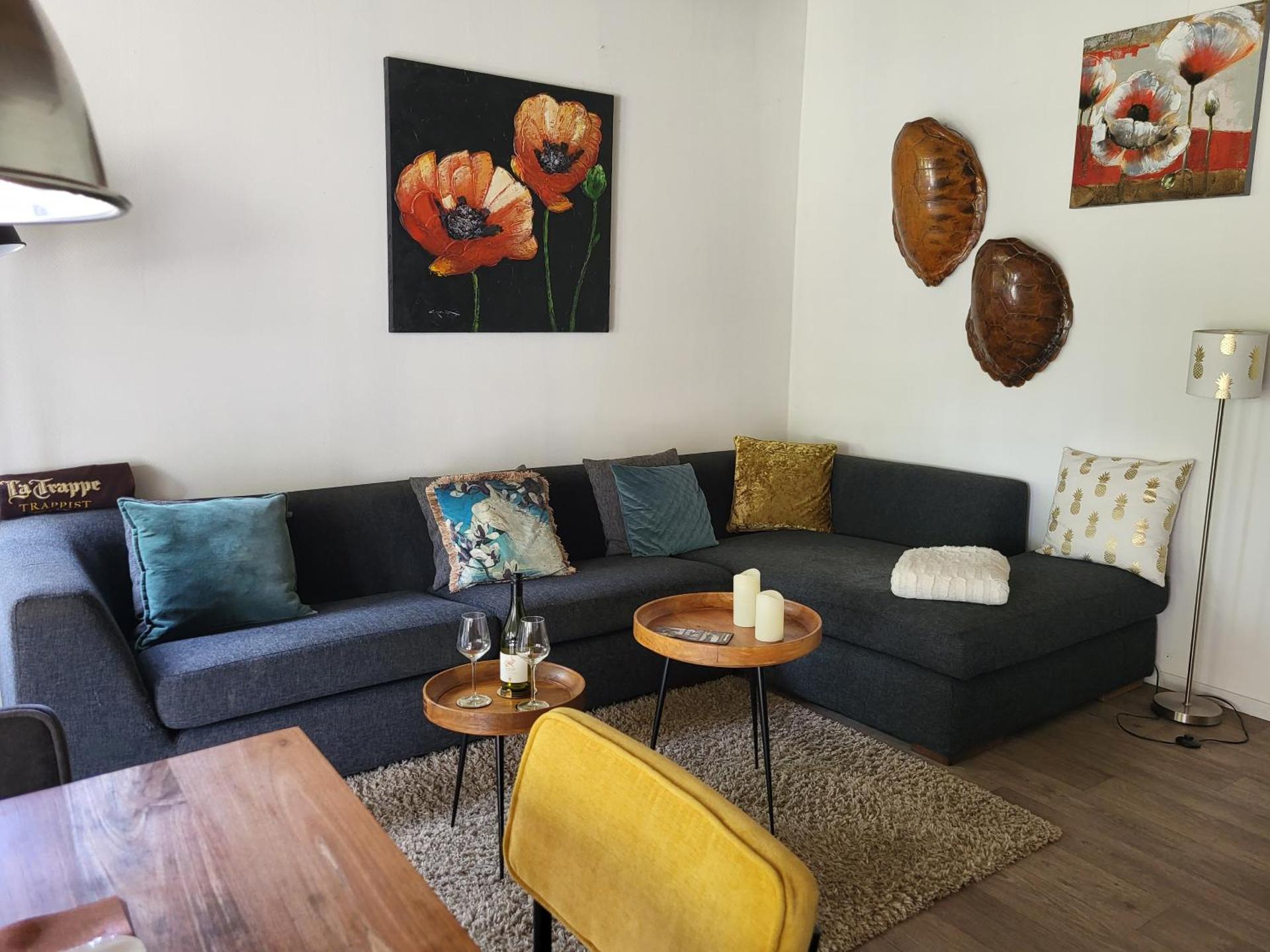 LUXE Bloemenzicht 4 personen, BnB, 10 minuten van zee