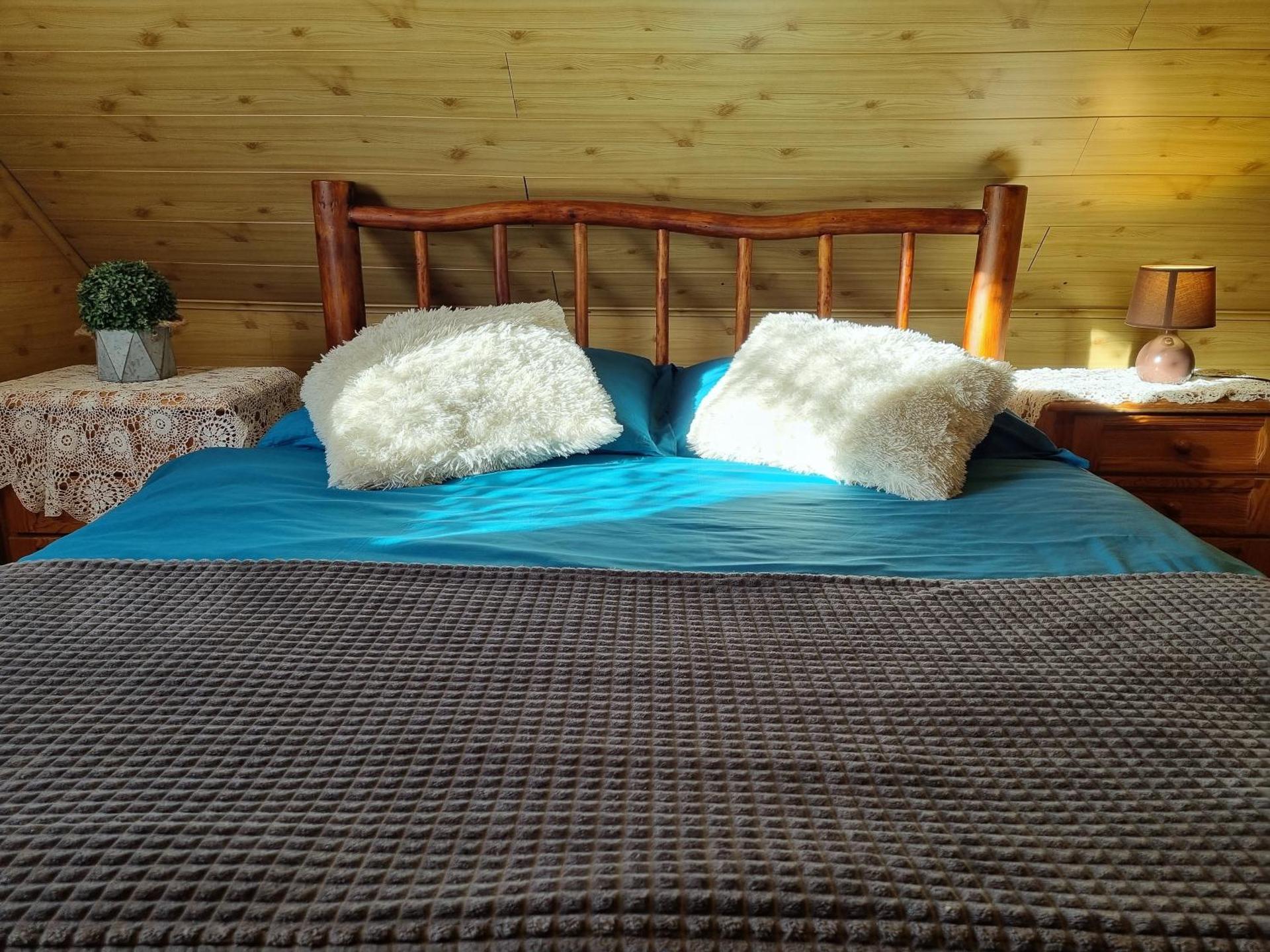 Koronkowa Chatka w Beskidach