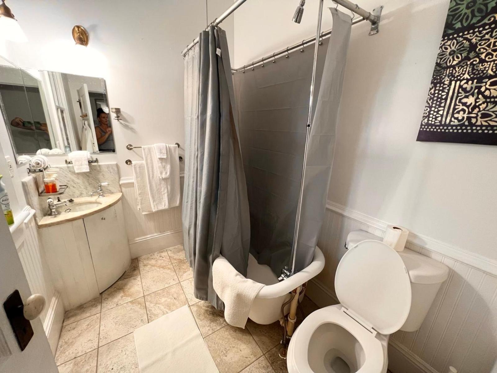 Double Room with Private External Bathroom