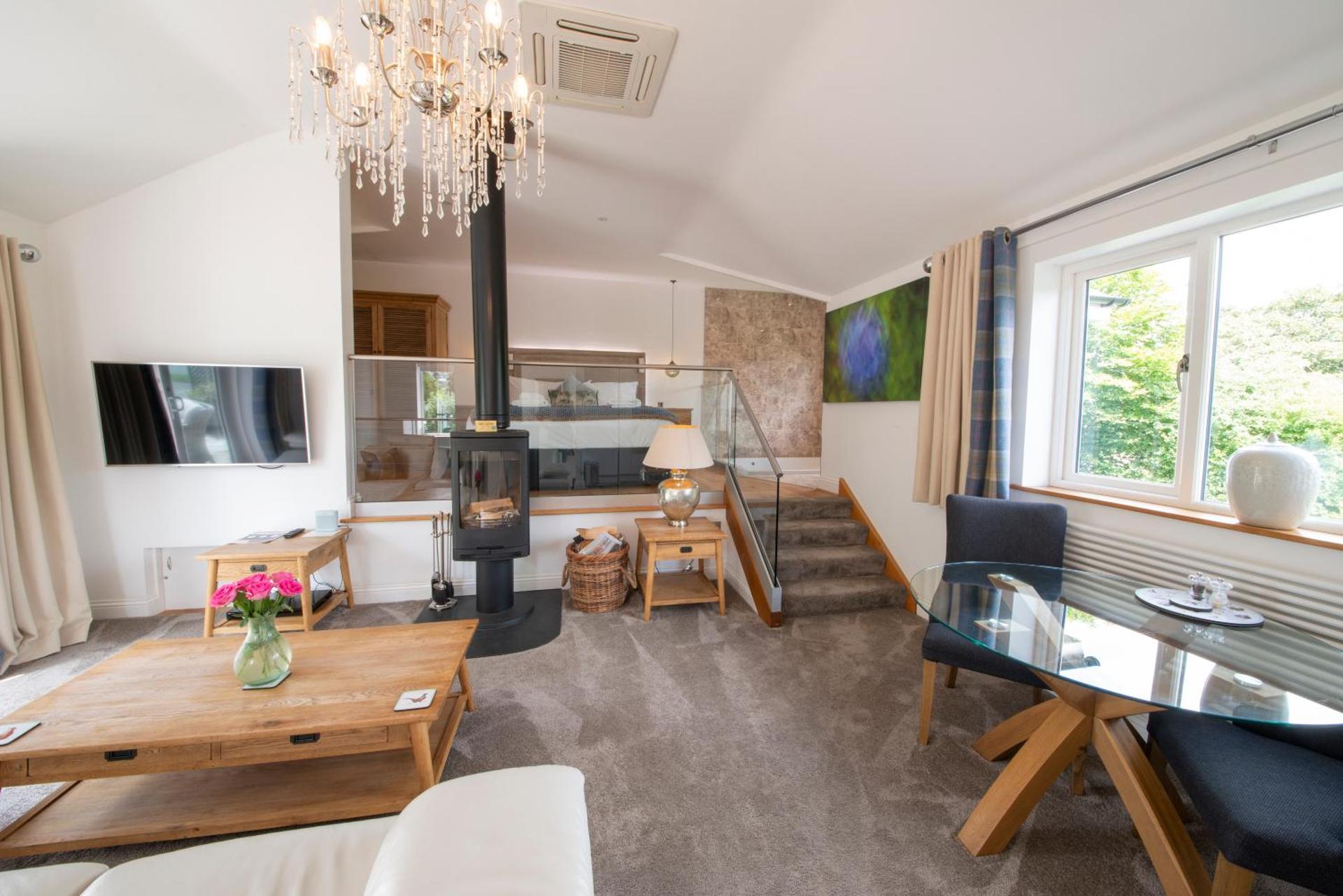 Communal lounge/ TV room