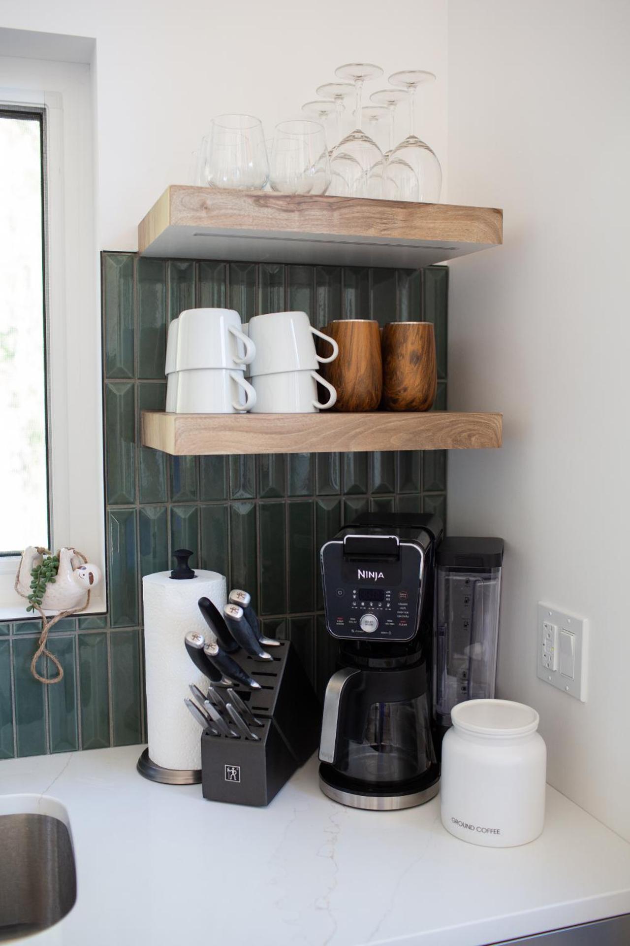 Coffee/tea facilities