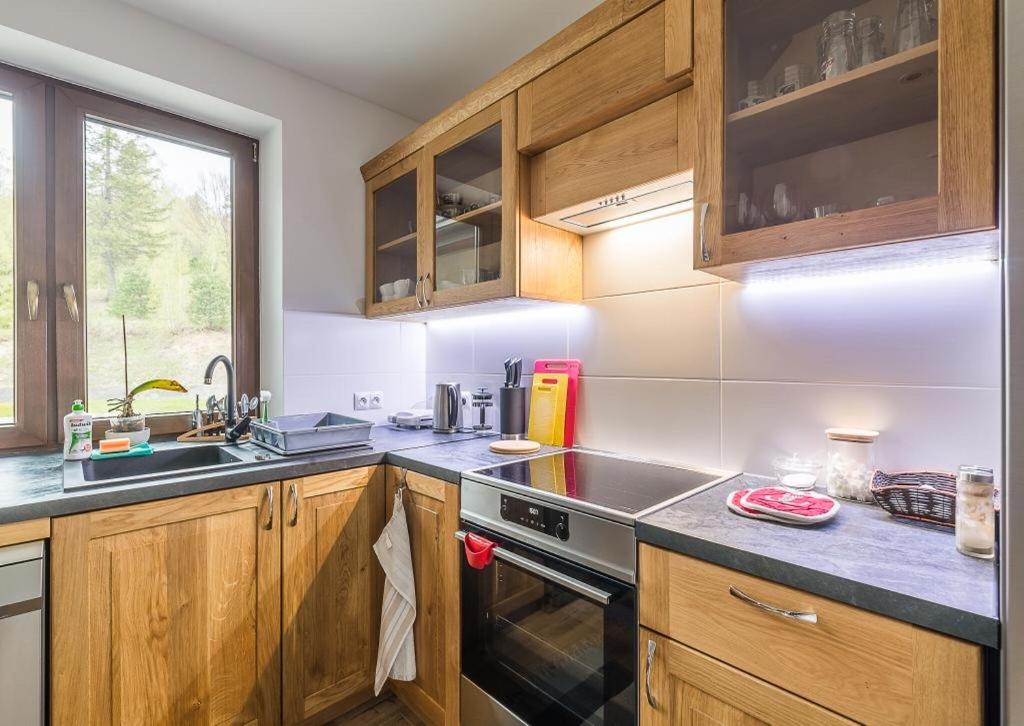 Smerek 119- Baza Przy Szlaku