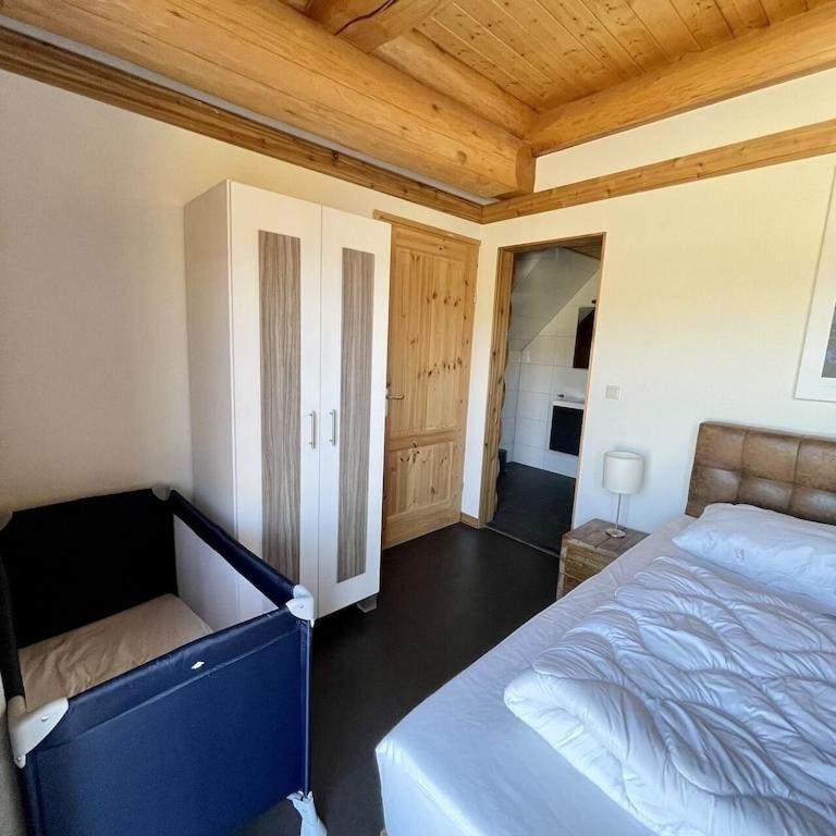 Unieke houten villa met SAUNA in Twente - 5p