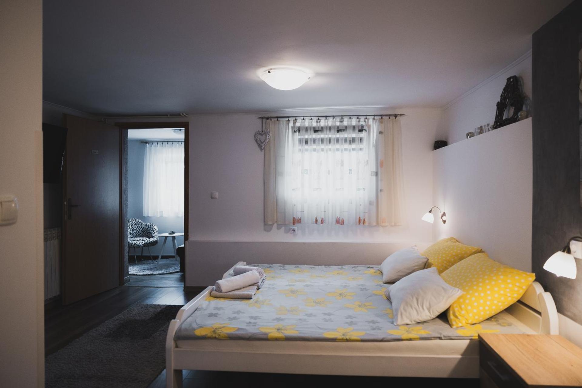 Soba i Apartman Đula