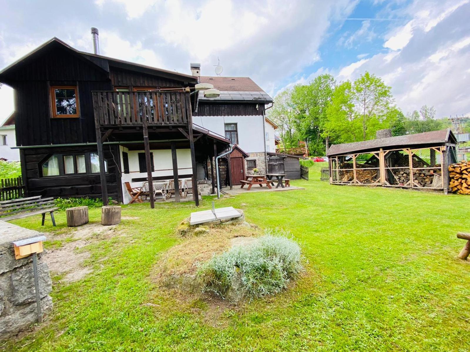 Inner courtyard view