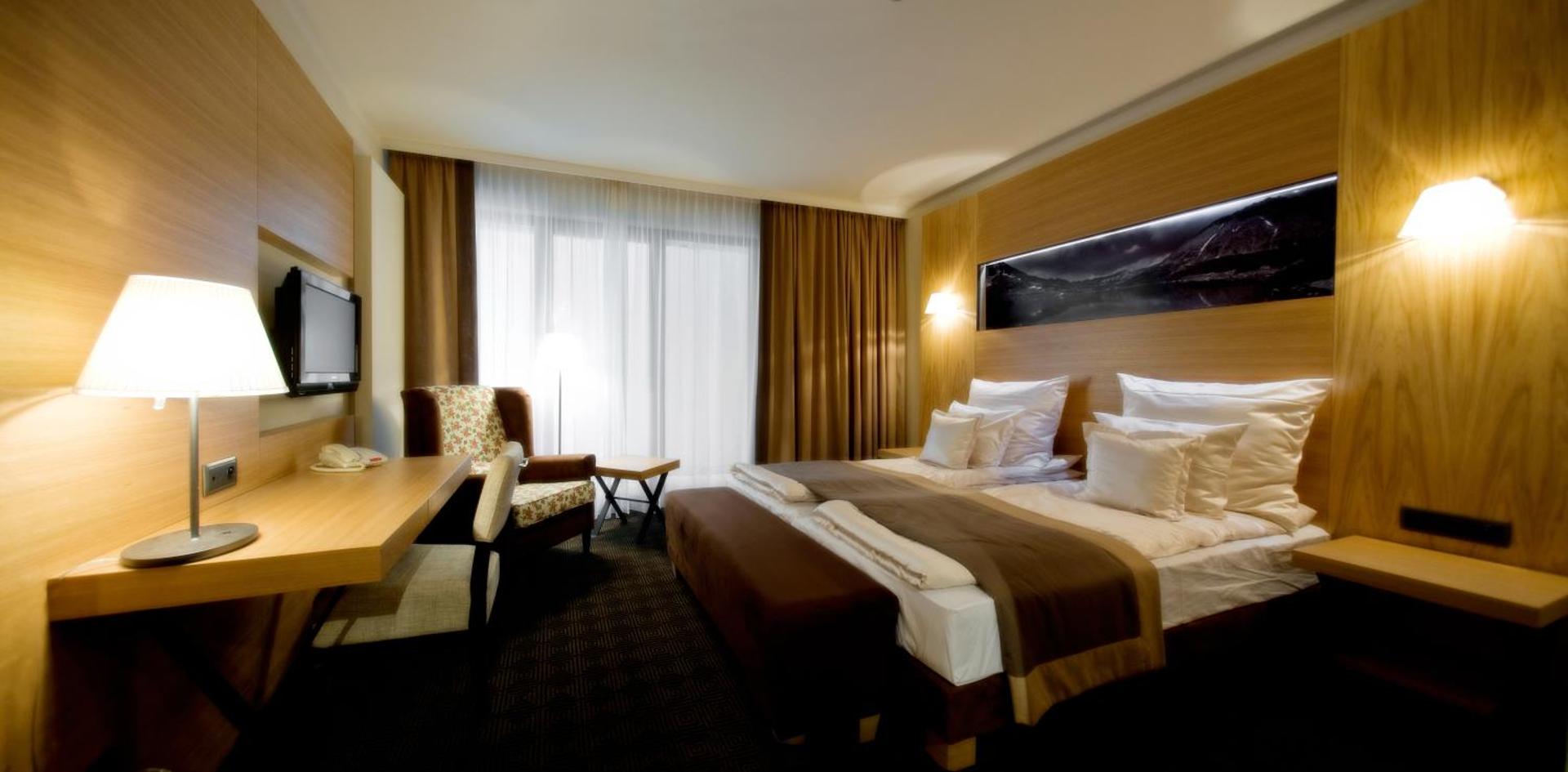 Photo of the whole room