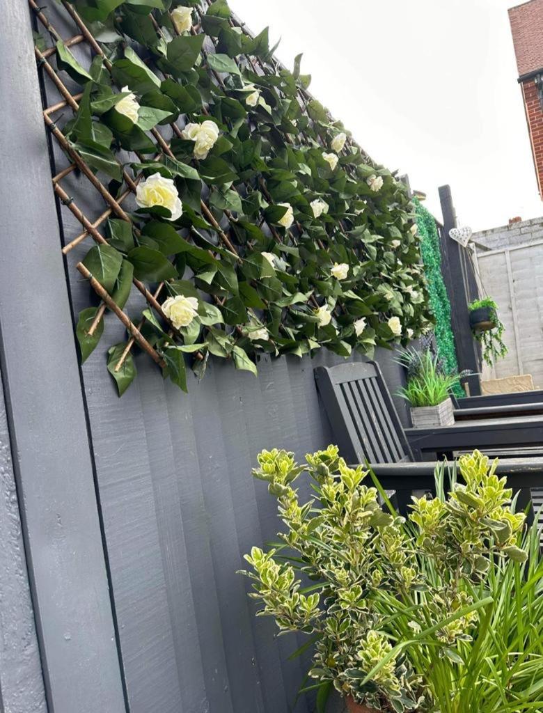 Two-Bedroom Apartment - Annex