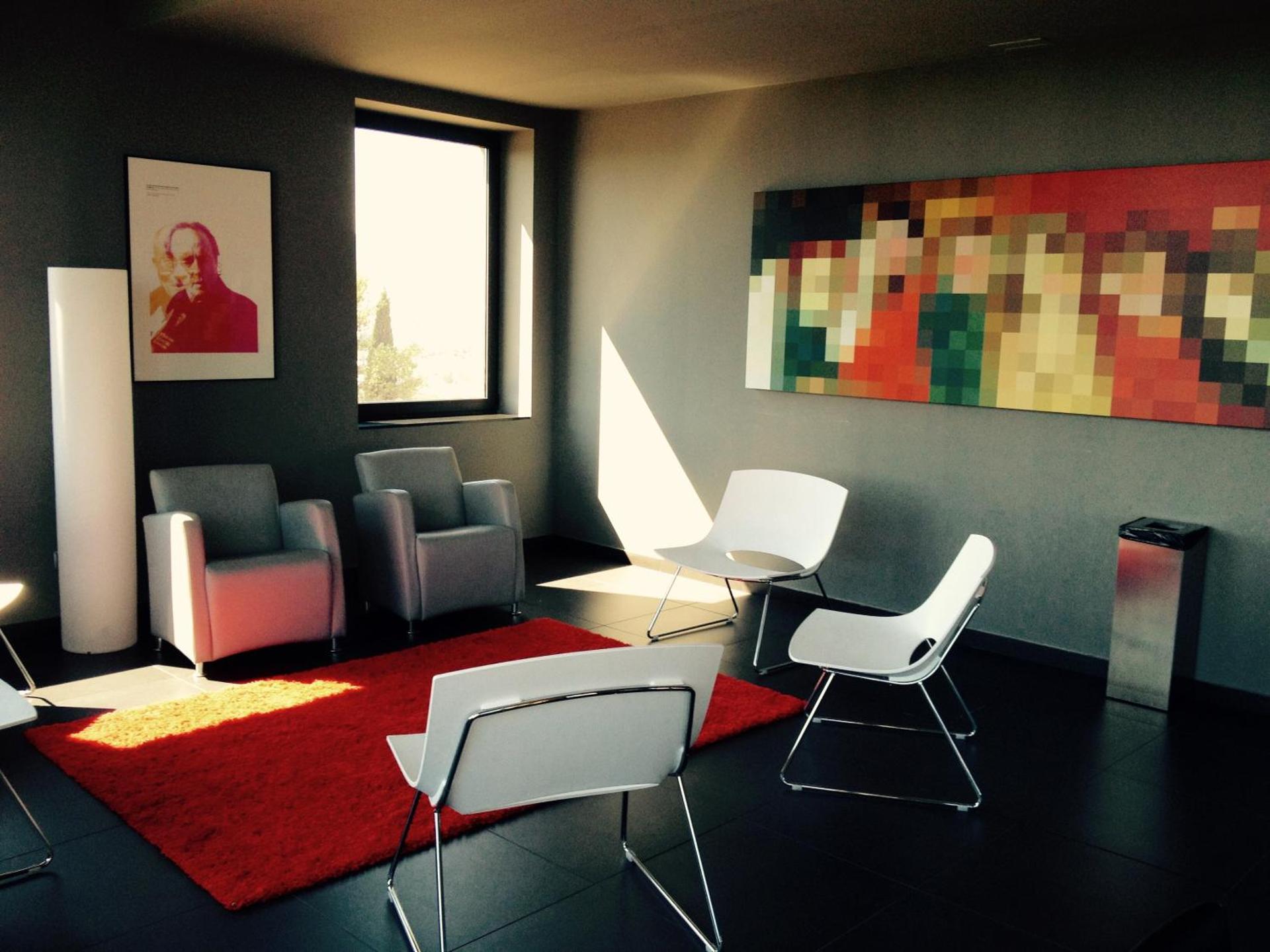 Communal lounge/ TV room