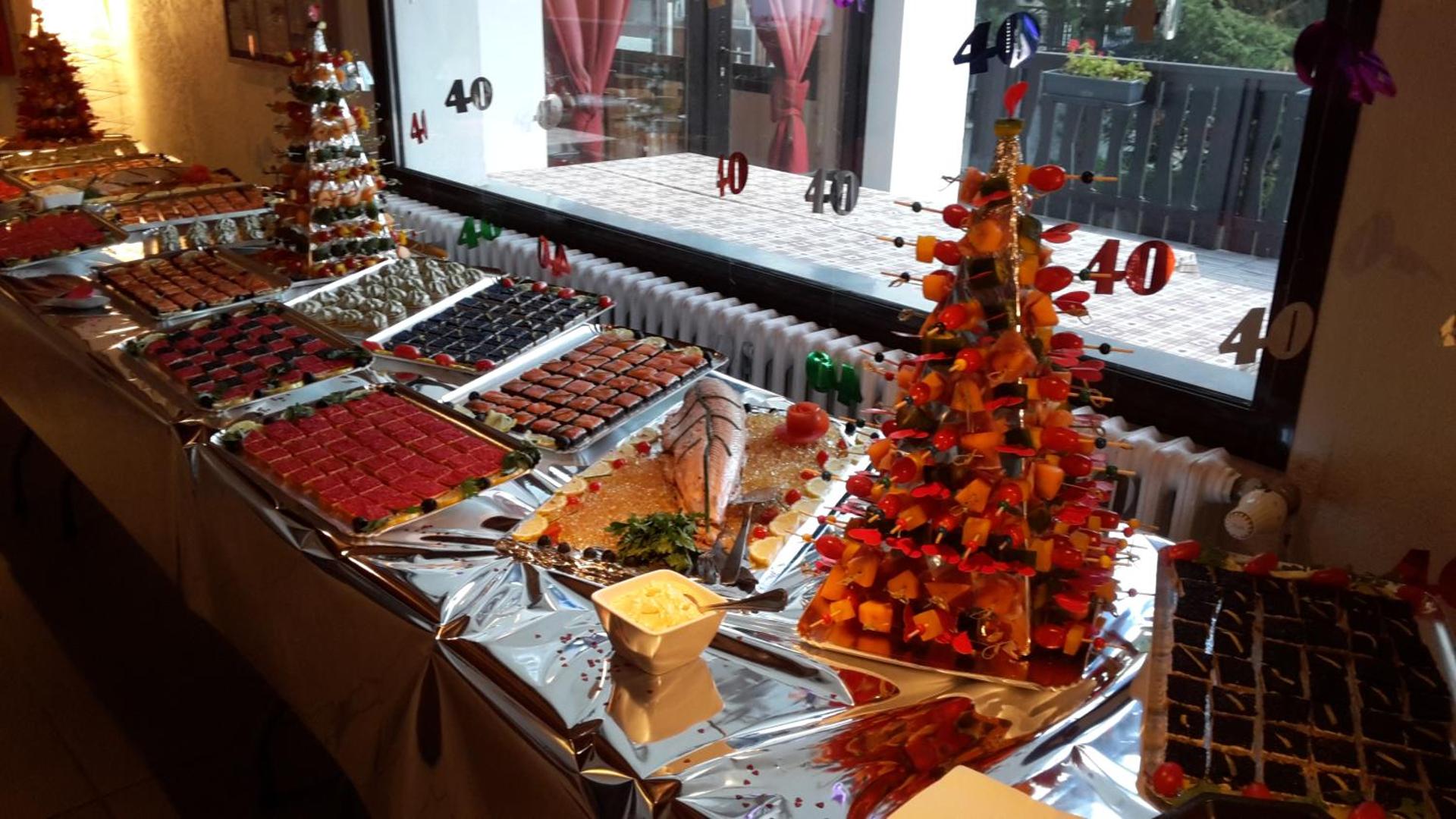 Restaurant/places to eat