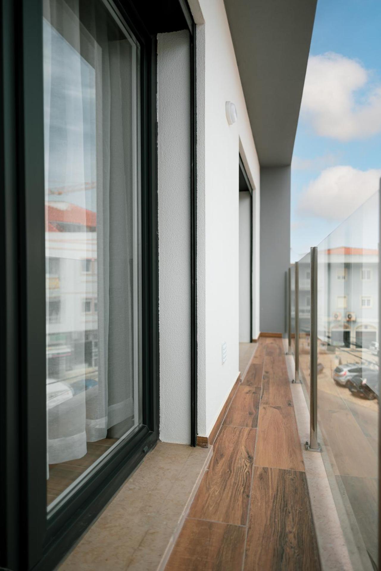 Gold Apartment Ferrel II