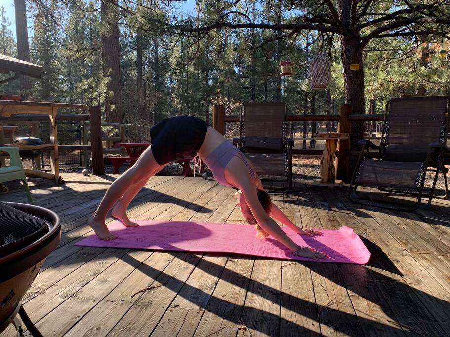 Beautiful Log home outside of Sisters