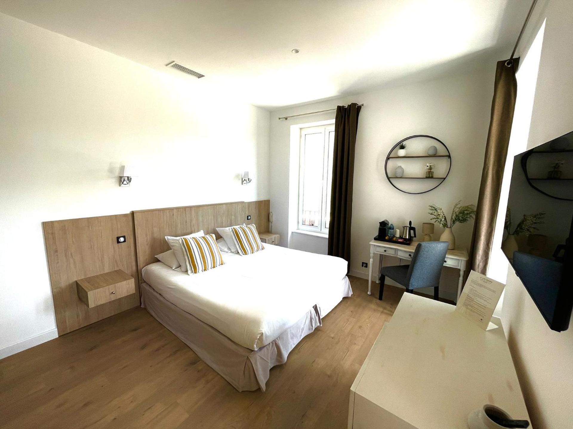 Hôtel Les Deux Coteaux