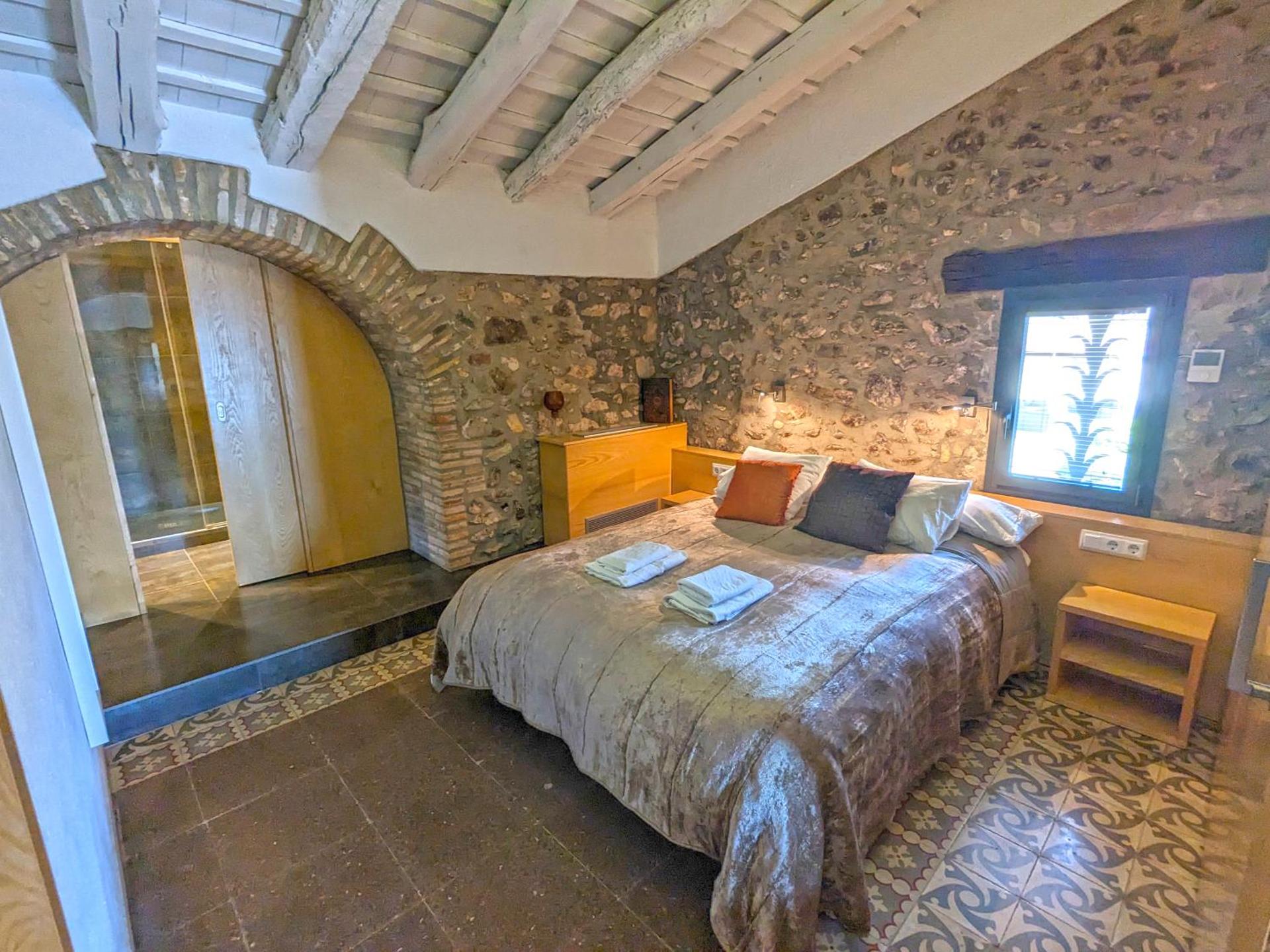 Masia d'Amer - Complex rural amb encant