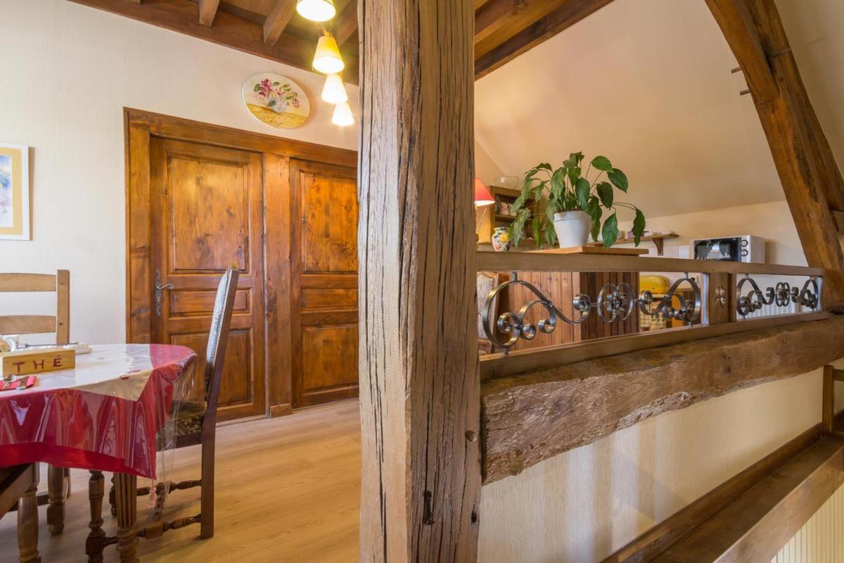 Au Logis des Hirondelles