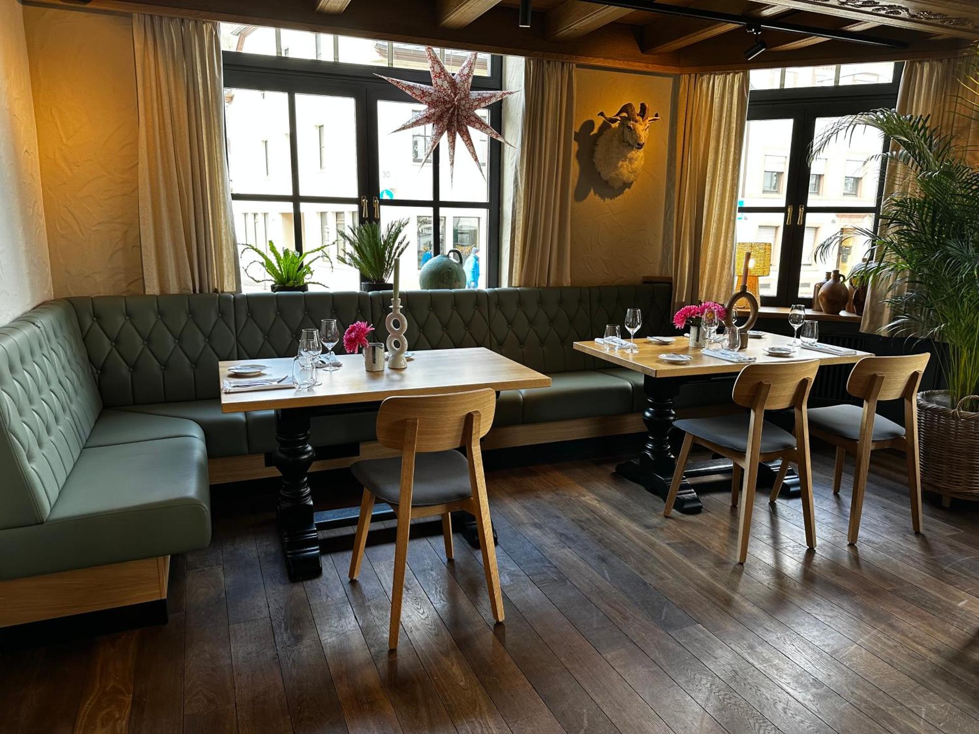 Restaurant/places to eat