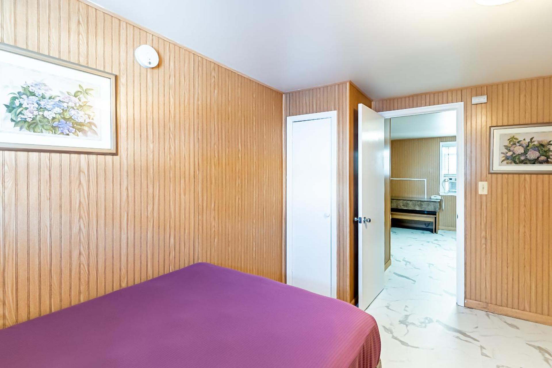 Boardwalk Sand & Surf Beach Hotel Oceanfront