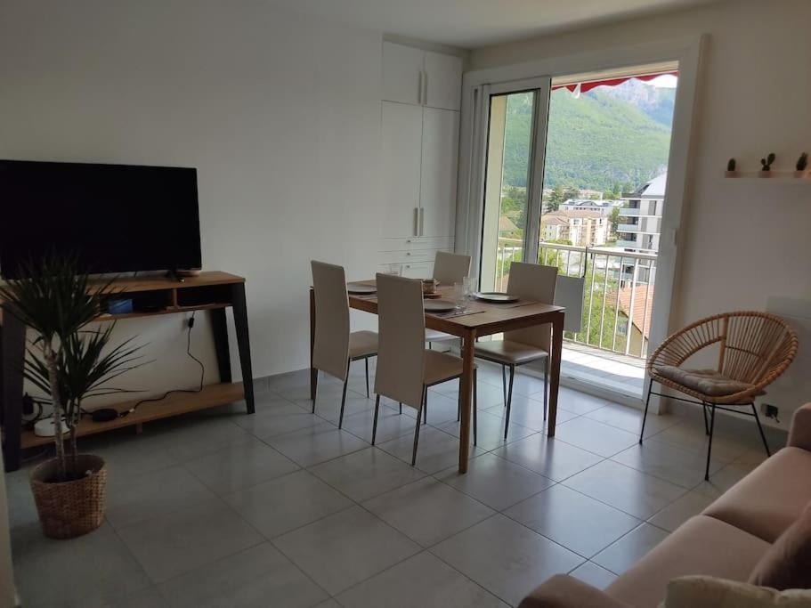 Entre Lac et Montagne