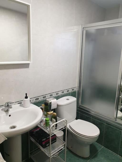 Luminosa y confortable casa con vistas y piscina