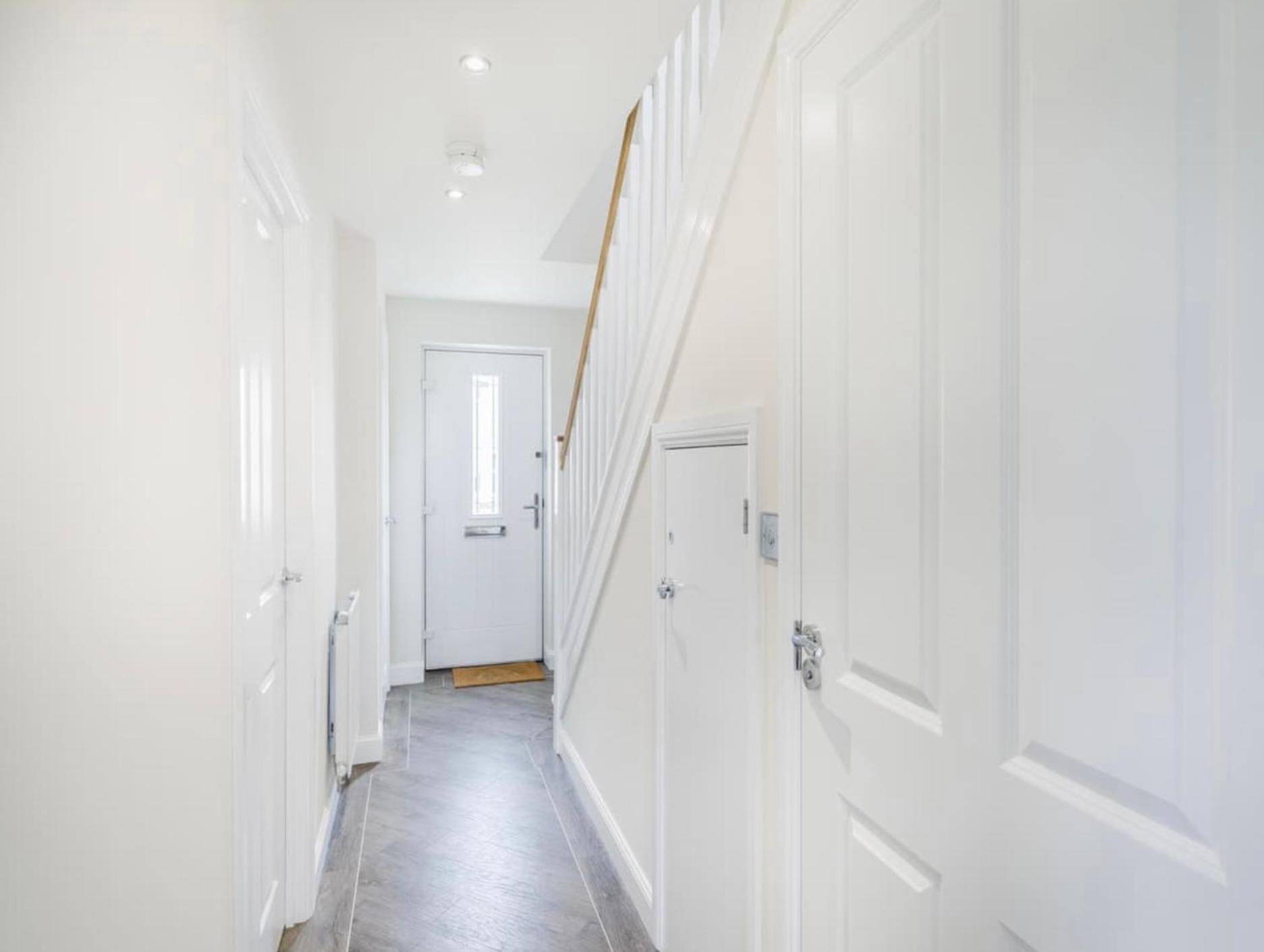 The Neal's 4 Bedroom House in Buxton Sleeps 8