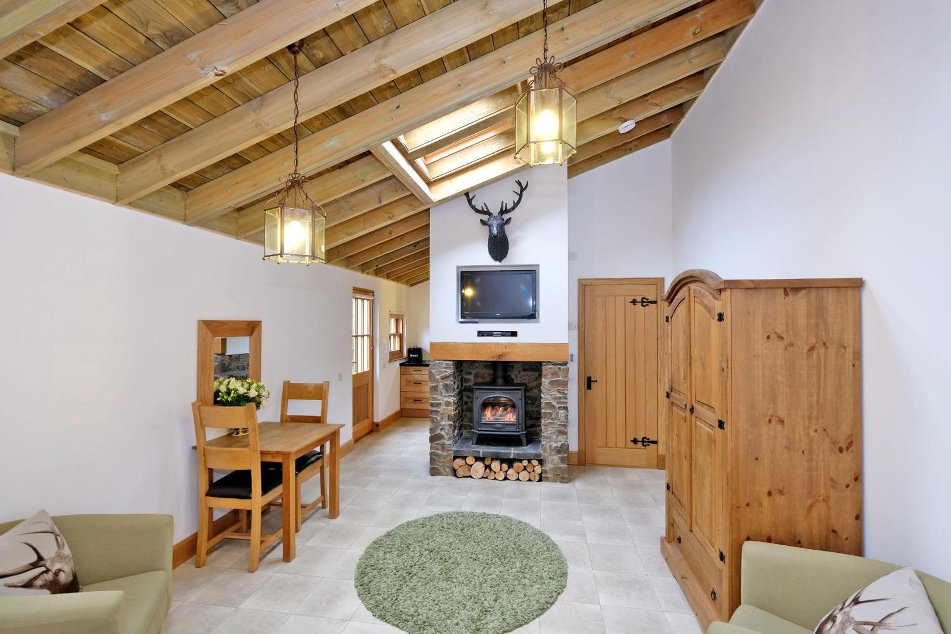 Entire unique tiny house - Moss Cabin