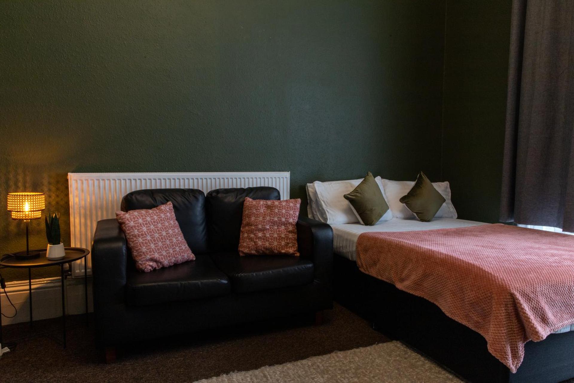 Digbeth City Centre Apartment Sleeps 12 Opposite Coach Station