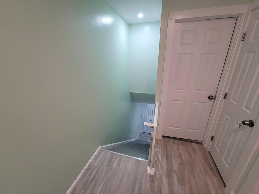 Tranquility in paradise- 2 bedroom villa w/parking