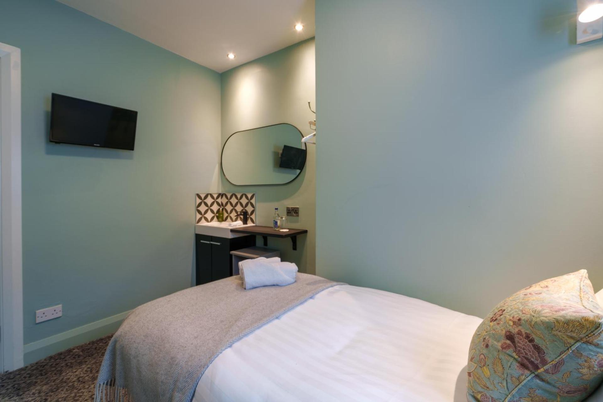 Topper's Rooms Guest Accommodation