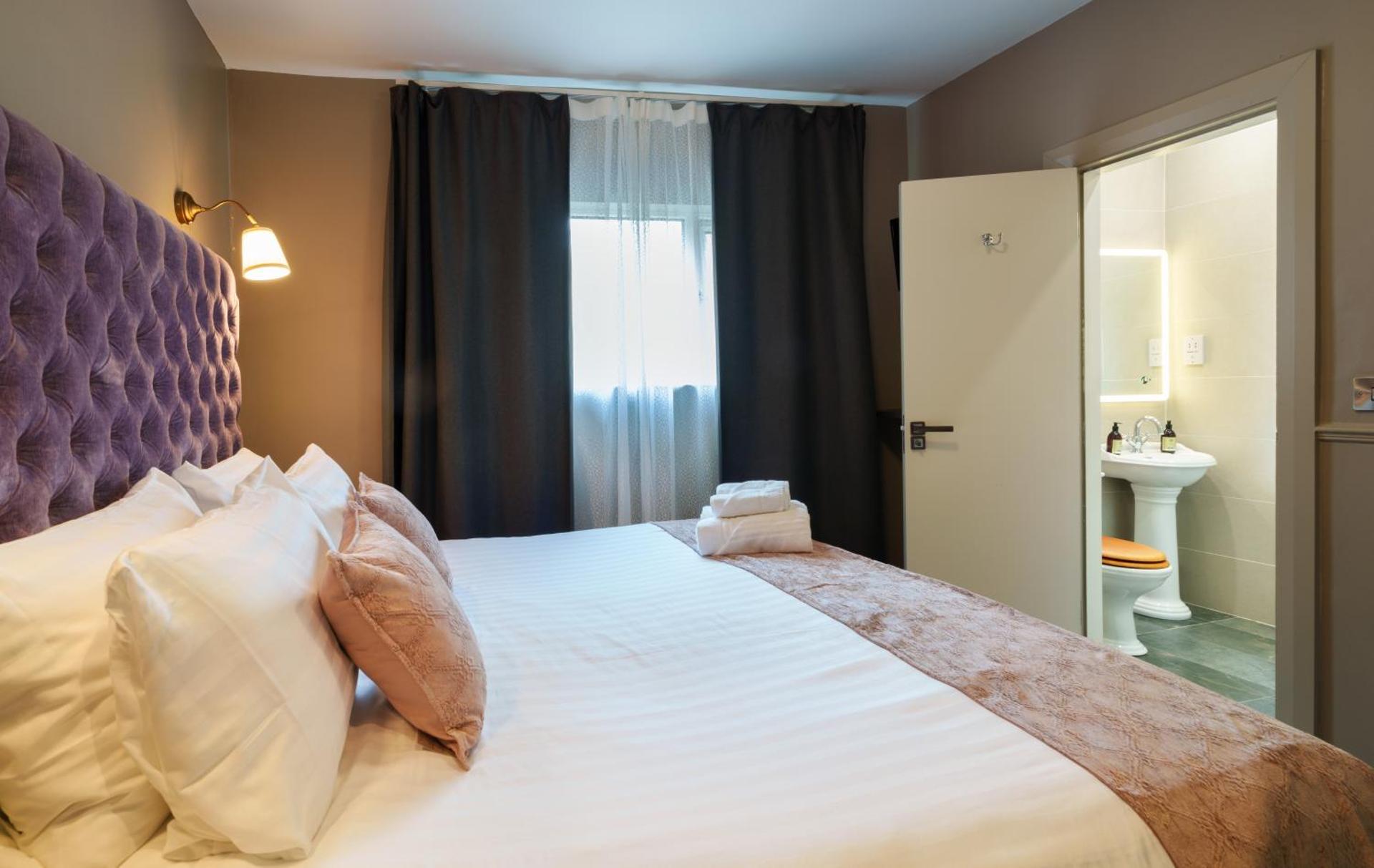 Topper's Rooms Guest Accommodation