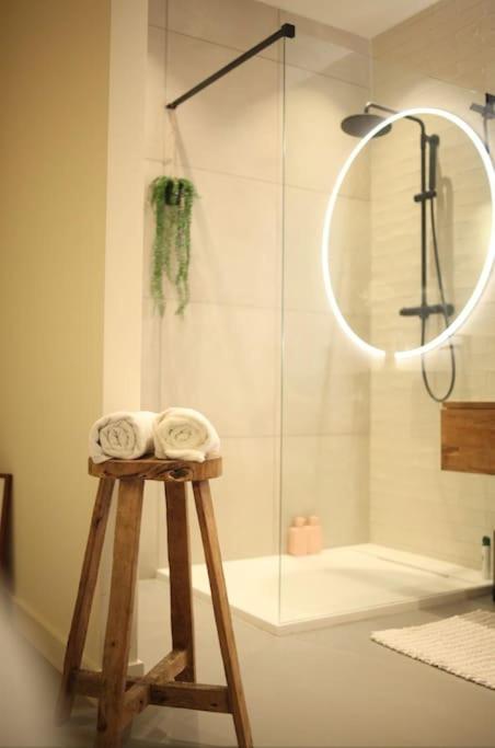 Luxury Harbour Suite With Private Parking