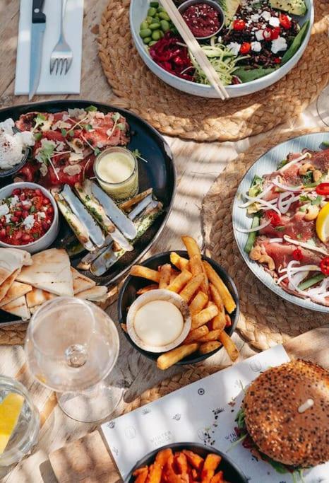 Luxury Harbour Suite With Private Parking