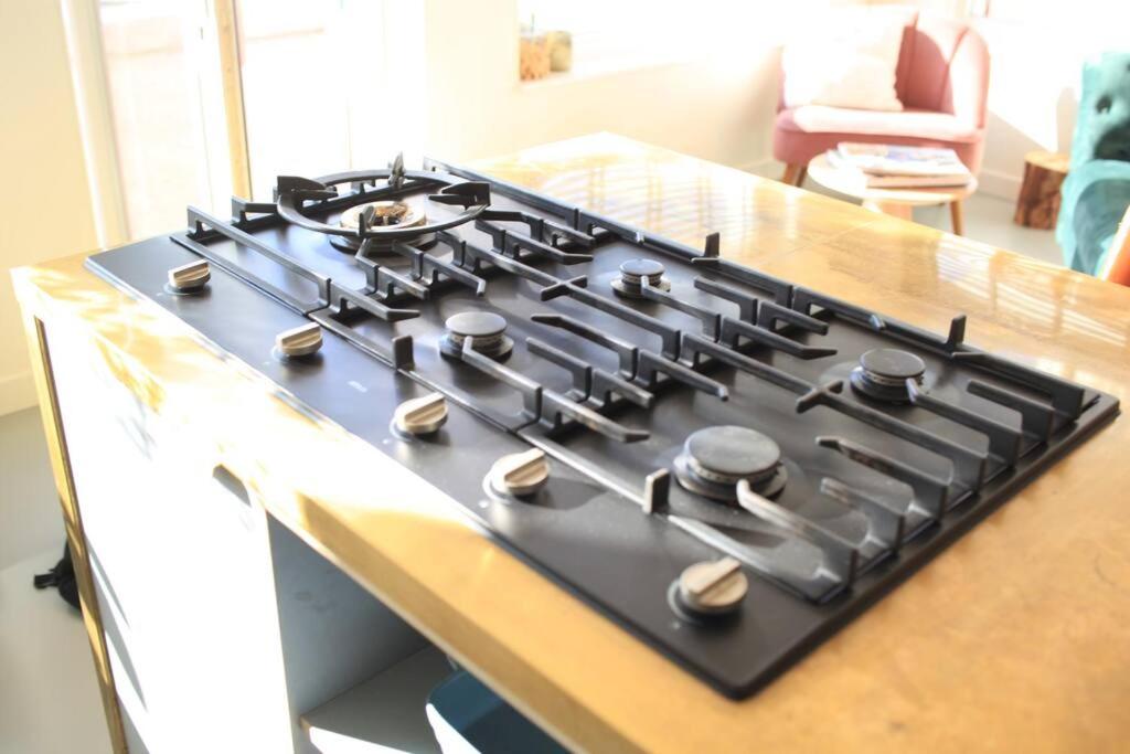 Luxury Harbour Suite With Private Parking