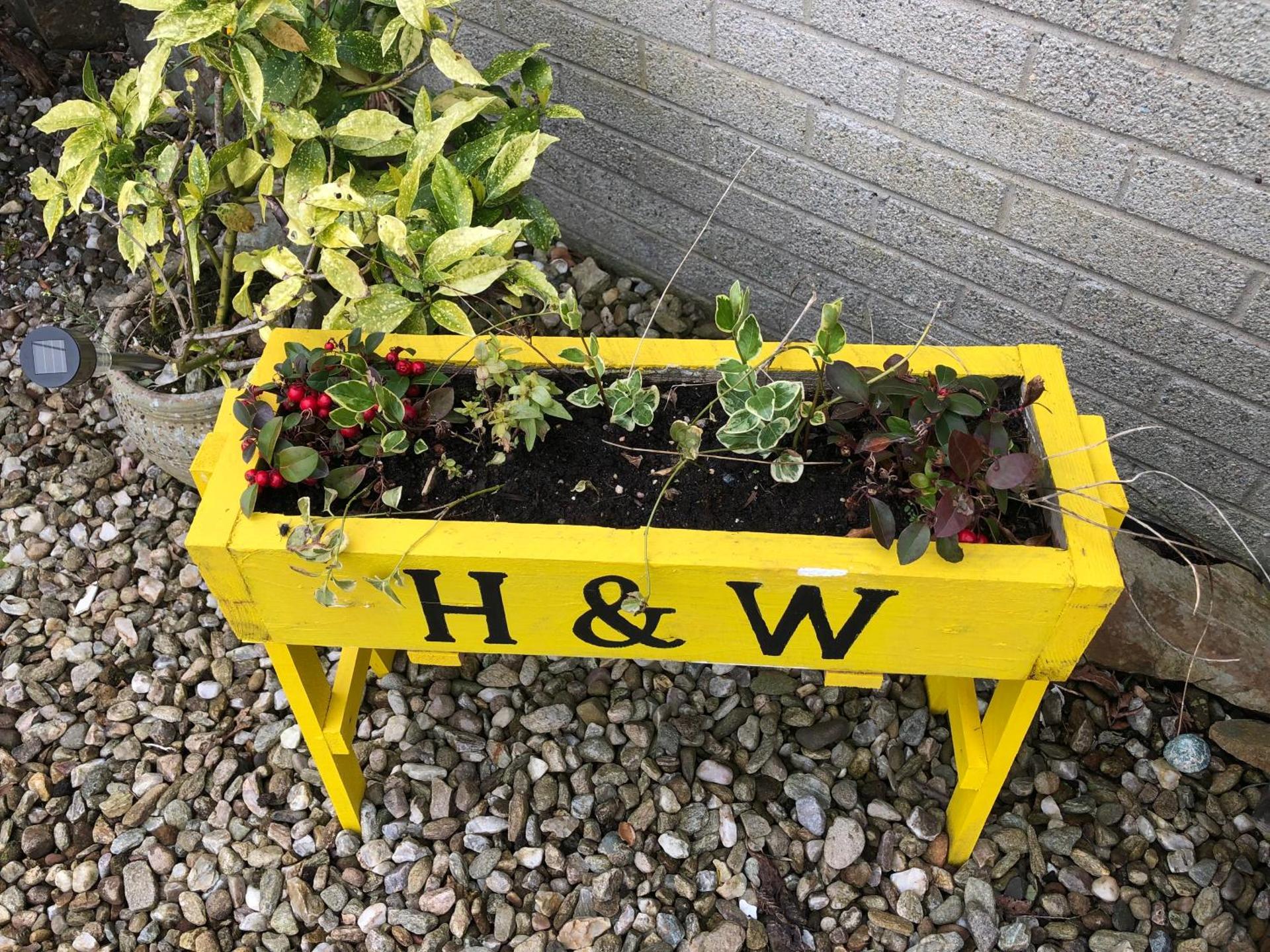 PondeROSEa Cottage Free Gated Parking M1 & City location, wood stove