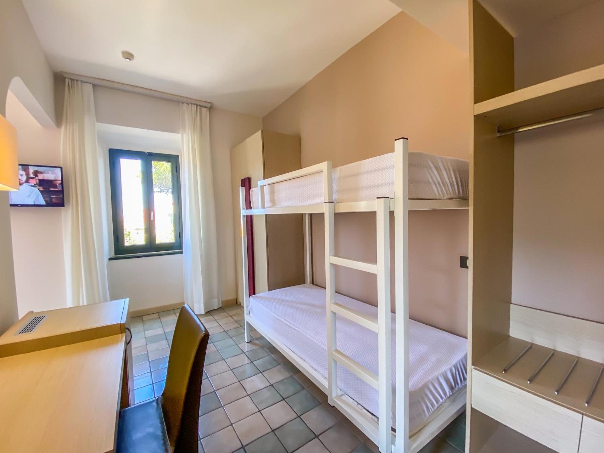 La Mandola eco Hostel