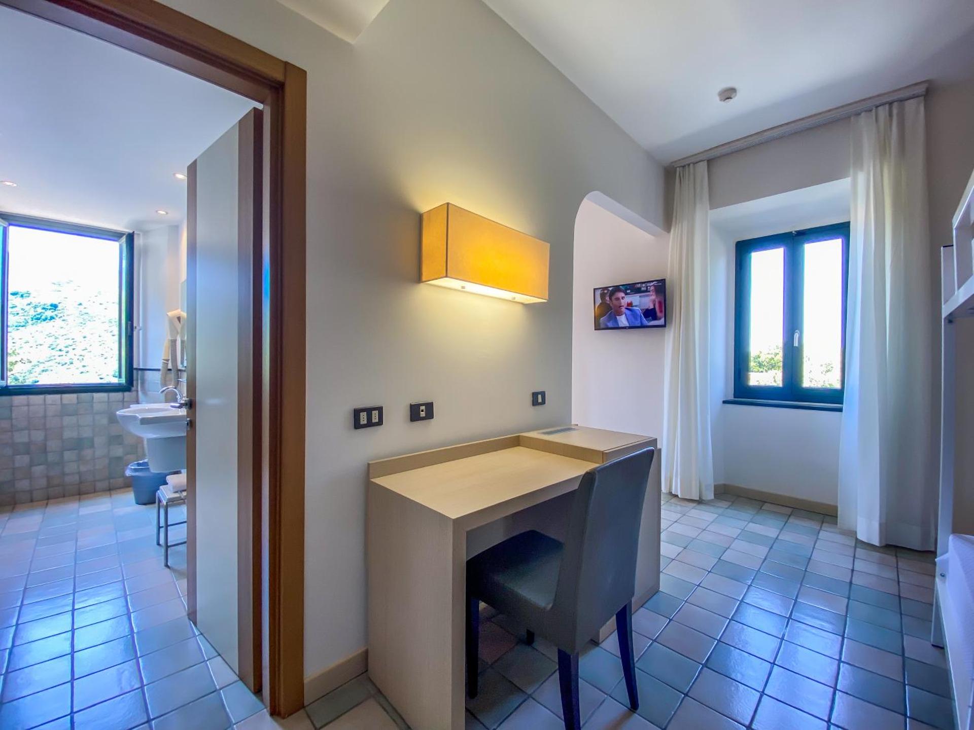 La Mandola eco Hostel